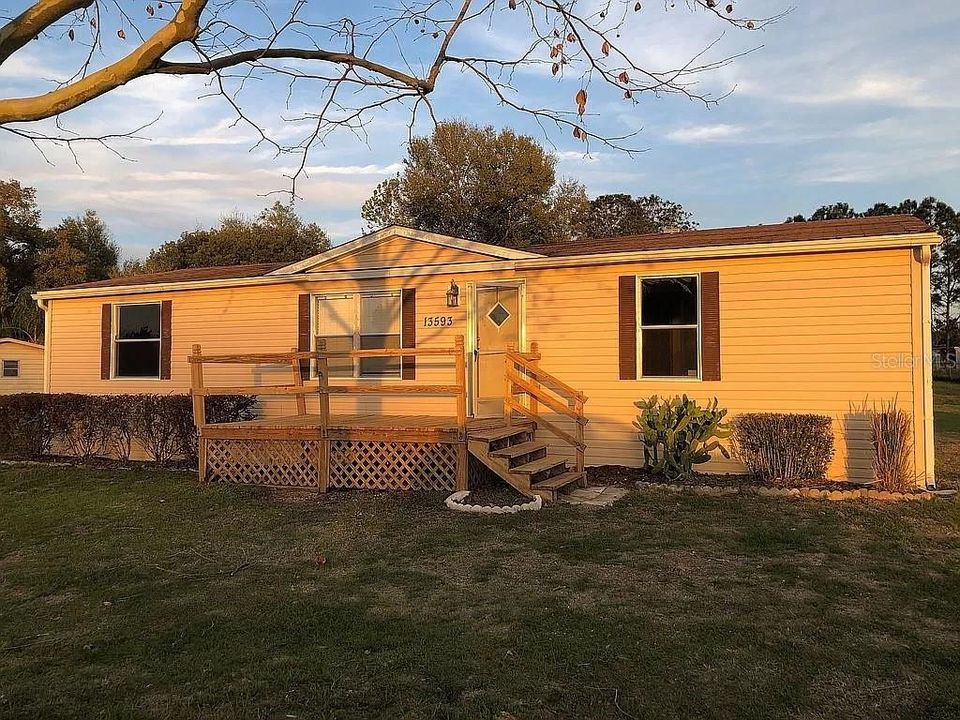 Recently Sold: $99,000 (3 beds, 2 baths, 1152 Square Feet)