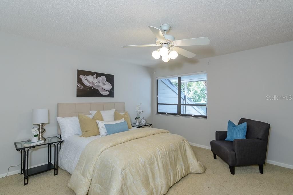Recently Sold: $375,000 (3 beds, 2 baths, 2271 Square Feet)