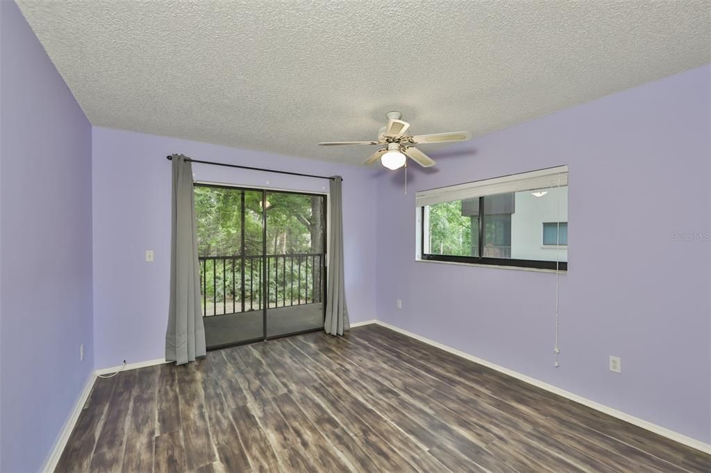 Recently Sold: $95,000 (2 beds, 2 baths, 960 Square Feet)