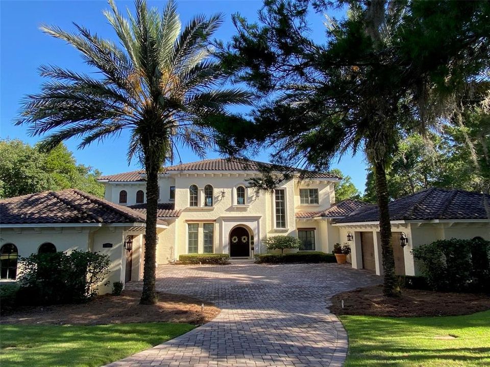 Recently Sold: $2,699,000 (5 beds, 6 baths, 6839 Square Feet)
