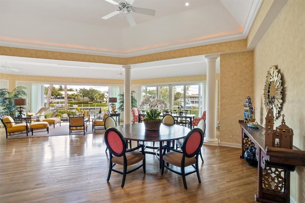 Recently Sold: $6,900,000 (4 beds, 4 baths, 5349 Square Feet)