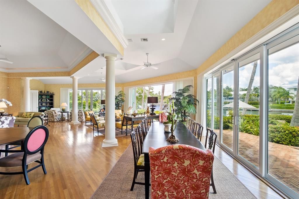 Recently Sold: $6,900,000 (4 beds, 4 baths, 5349 Square Feet)