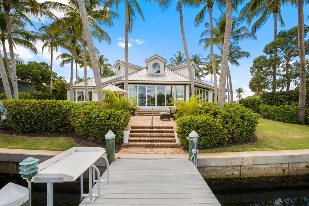 Recently Sold: $6,900,000 (4 beds, 4 baths, 5349 Square Feet)