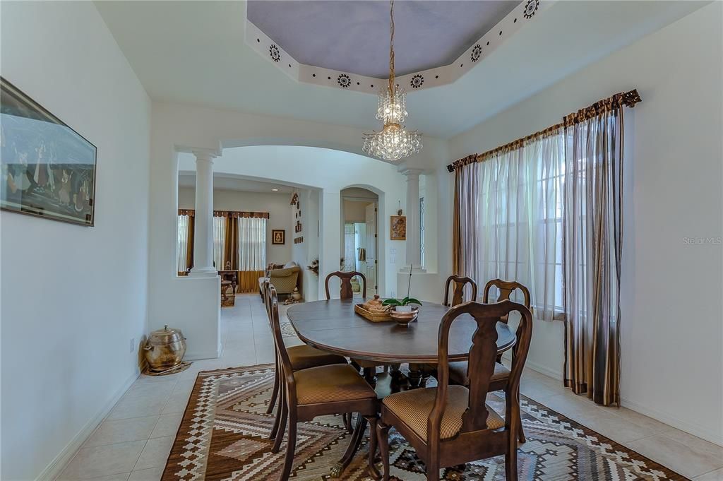 Recently Sold: $820,000 (5 beds, 3 baths, 3708 Square Feet)