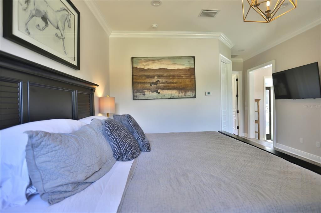 Recently Sold: $1,847,350 (3 beds, 2 baths, 2938 Square Feet)
