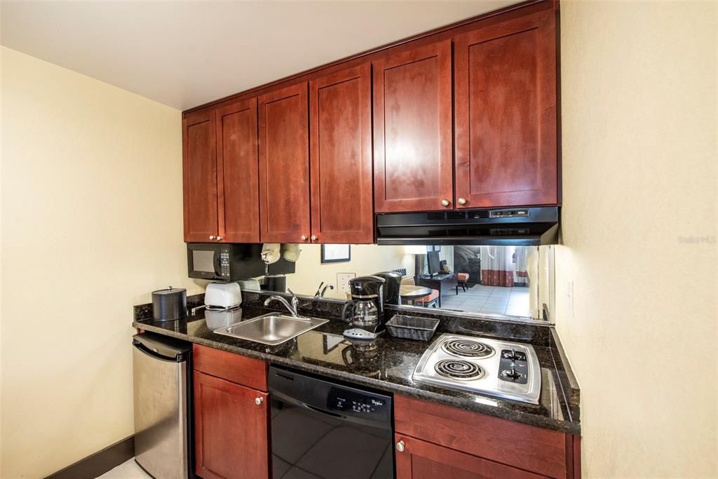 Recently Sold: $115,000 (1 beds, 1 baths, 464 Square Feet)