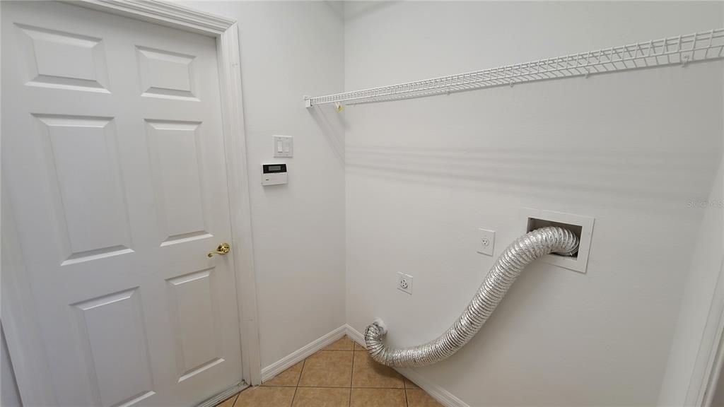 最近租的: $2,500 (3 贝兹, 2 浴室, 2117 平方英尺)