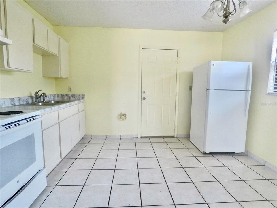 Recently Sold: $53,900 (2 beds, 1 baths, 810 Square Feet)