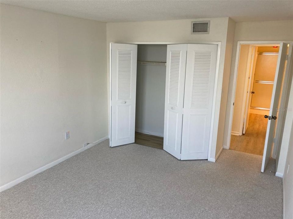 Recently Rented: $2,300 (2 beds, 2 baths, 1240 Square Feet)