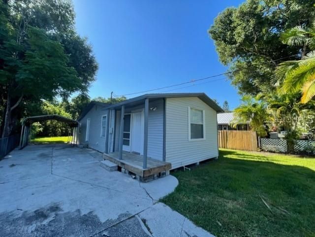 Recently Sold: $149,700 (4 beds, 1 baths, 1120 Square Feet)