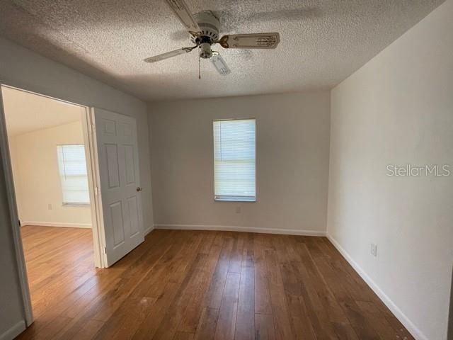 Recently Sold: $149,700 (4 beds, 1 baths, 1120 Square Feet)