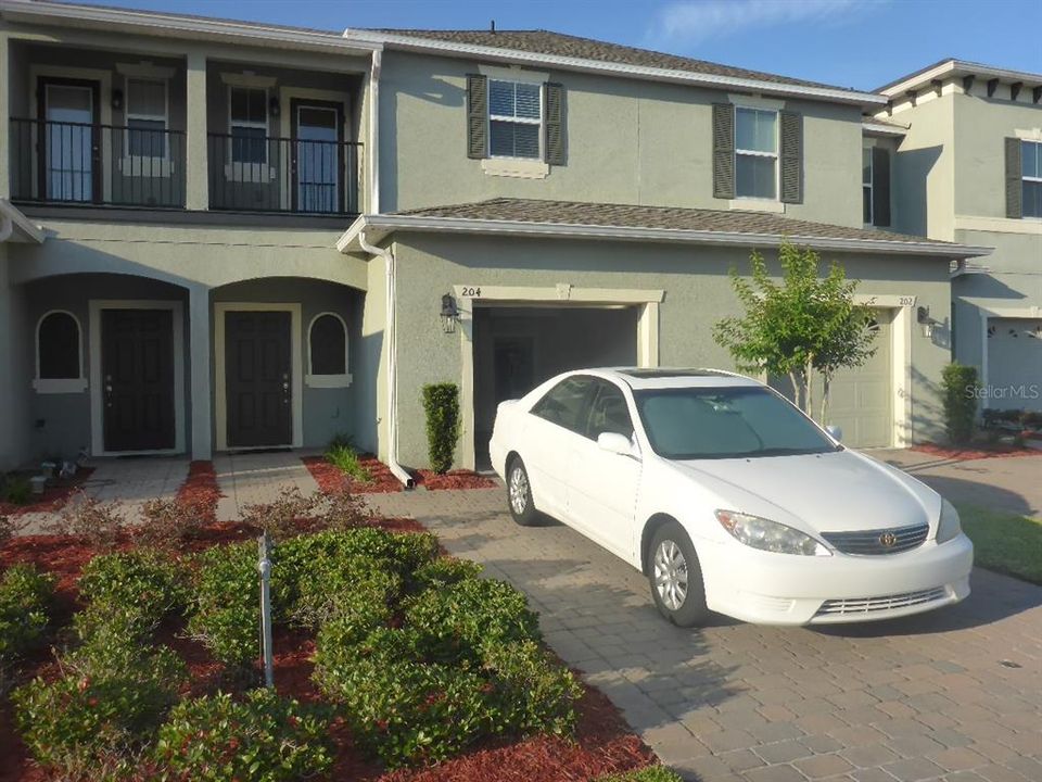 Vendido Recientemente: $215,000 (2 camas, 2 baños, 1219 Pies cuadrados)