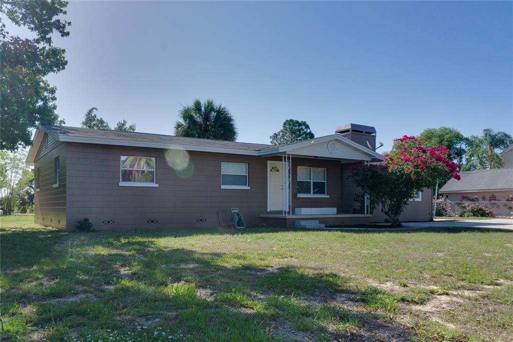 Recently Sold: $179,000 (3 beds, 2 baths, 1476 Square Feet)