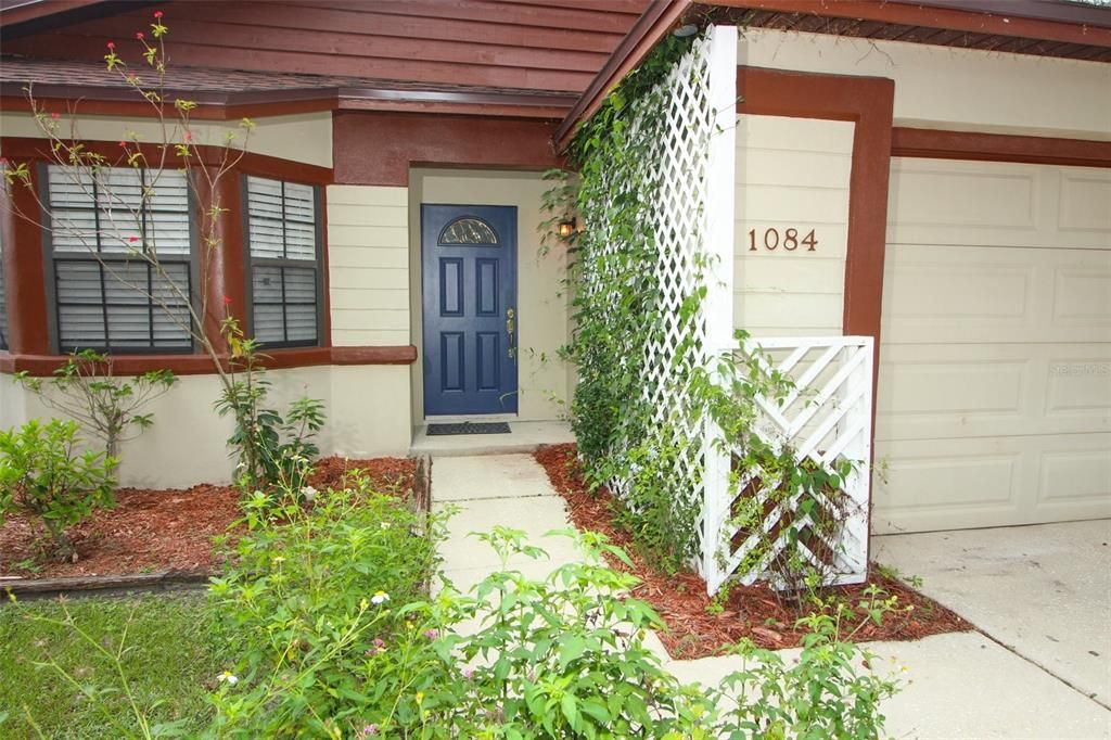 Recently Rented: $1,650 (3 beds, 2 baths, 1252 Square Feet)
