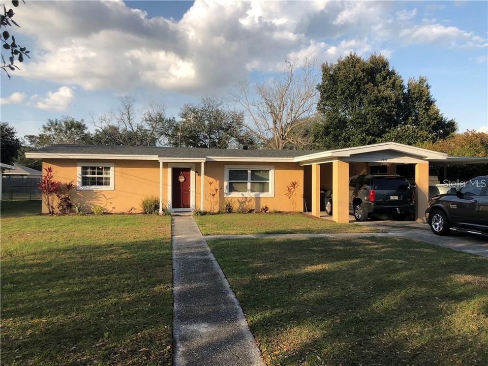 Recently Sold: $215,000 (3 beds, 2 baths, 1400 Square Feet)