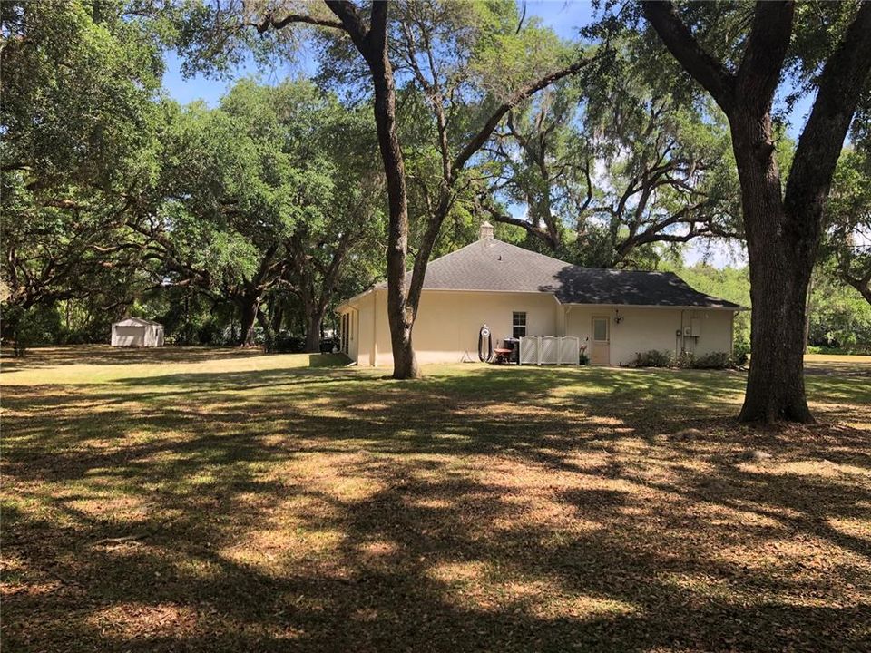 Recently Sold: $449,000 (3 beds, 2 baths, 1760 Square Feet)