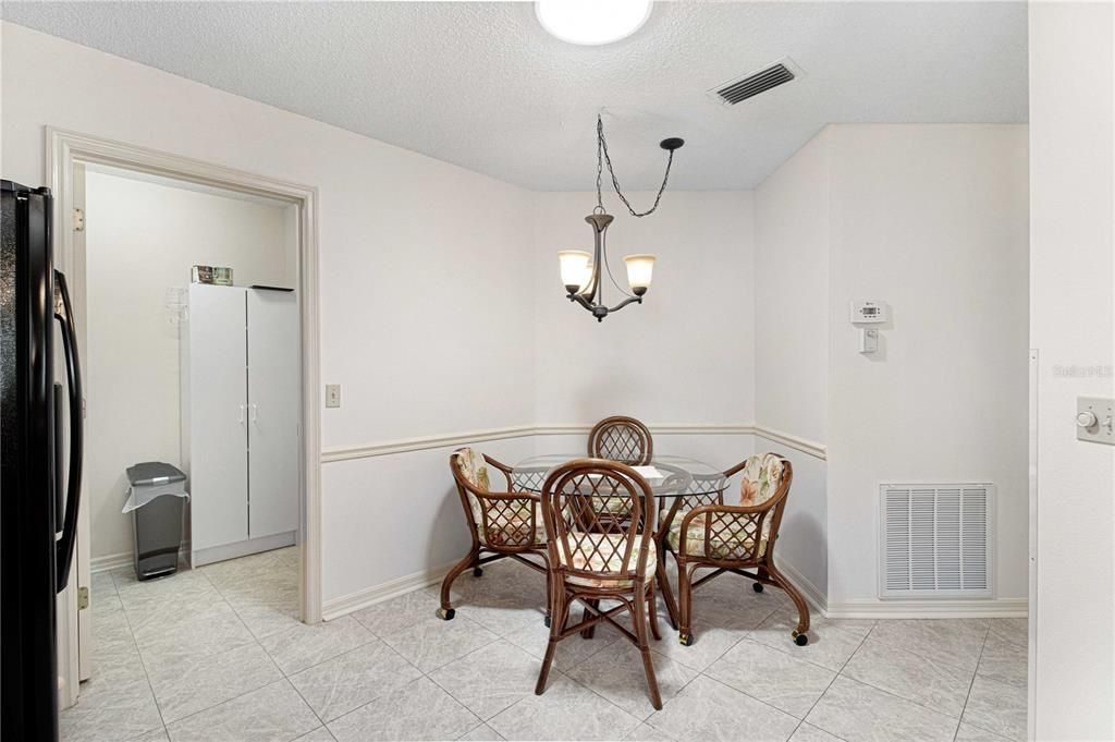 Recently Sold: $264,000 (2 beds, 2 baths, 1116 Square Feet)