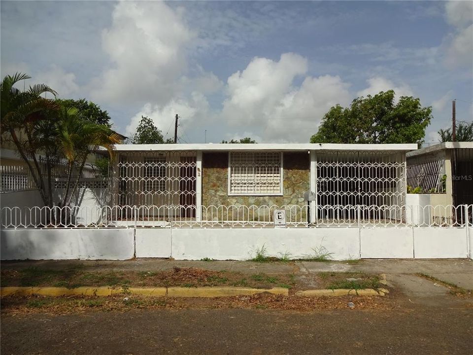 Recently Sold: $80,000 (3 beds, 2 baths, 1200 Square Feet)