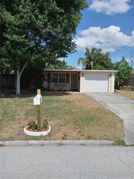 Recently Sold: $199,500 (2 beds, 1 baths, 600 Square Feet)