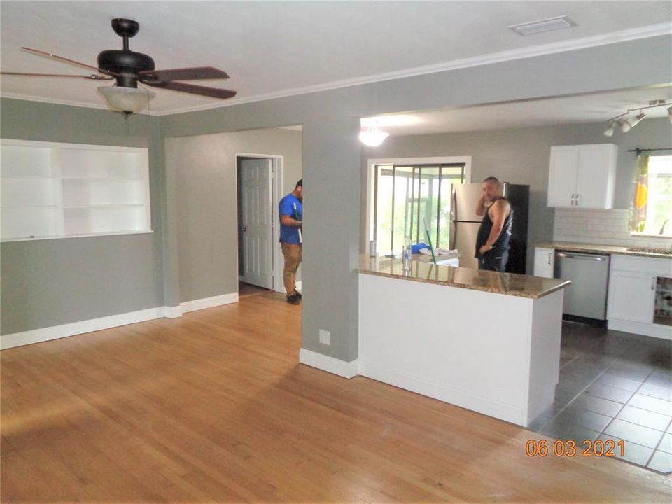 Recently Rented: $1,650 (3 beds, 1 baths, 1352 Square Feet)