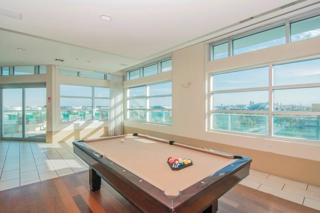 Recently Sold: $414,900 (2 beds, 2 baths, 1282 Square Feet)