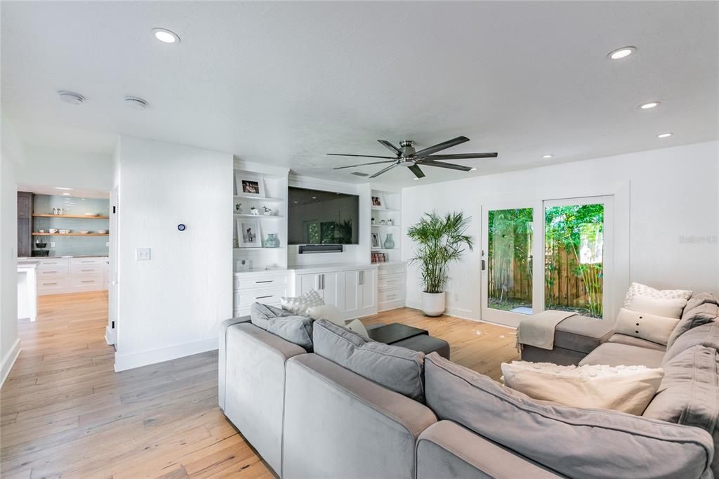 Recently Sold: $1,499,000 (3 beds, 4 baths, 2685 Square Feet)