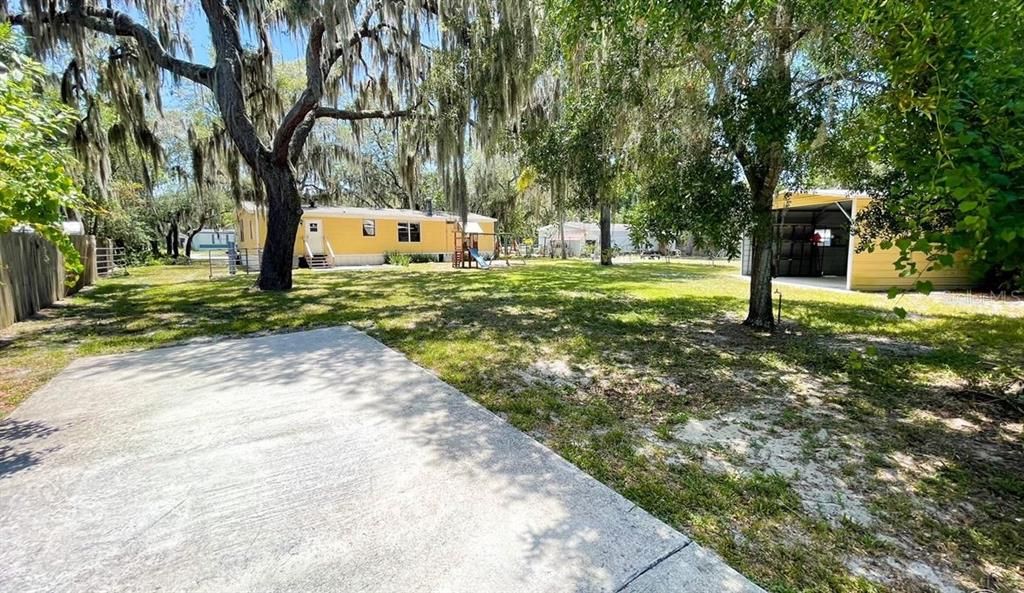 Recently Sold: $186,000 (3 beds, 2 baths, 1352 Square Feet)