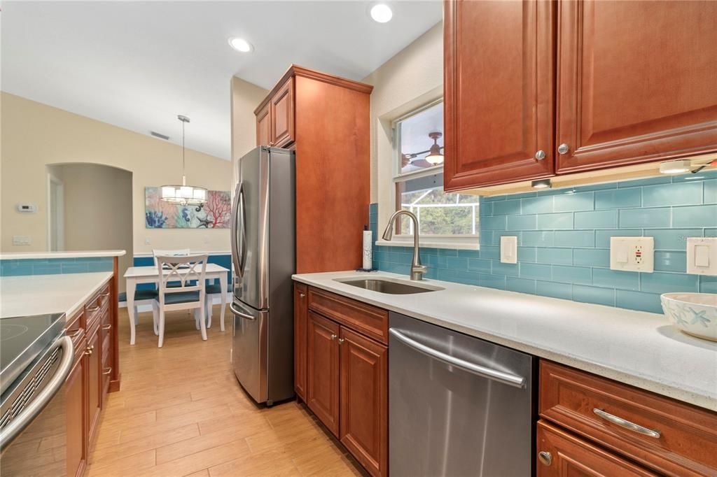Recently Sold: $295,000 (3 beds, 2 baths, 1245 Square Feet)