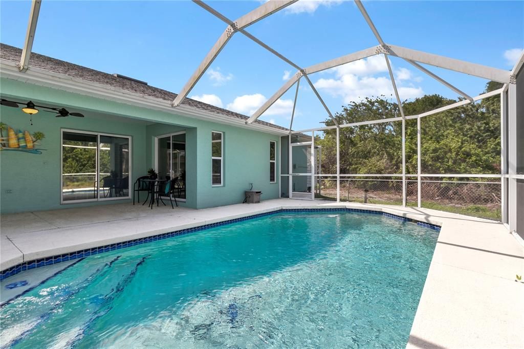 Recently Sold: $295,000 (3 beds, 2 baths, 1245 Square Feet)