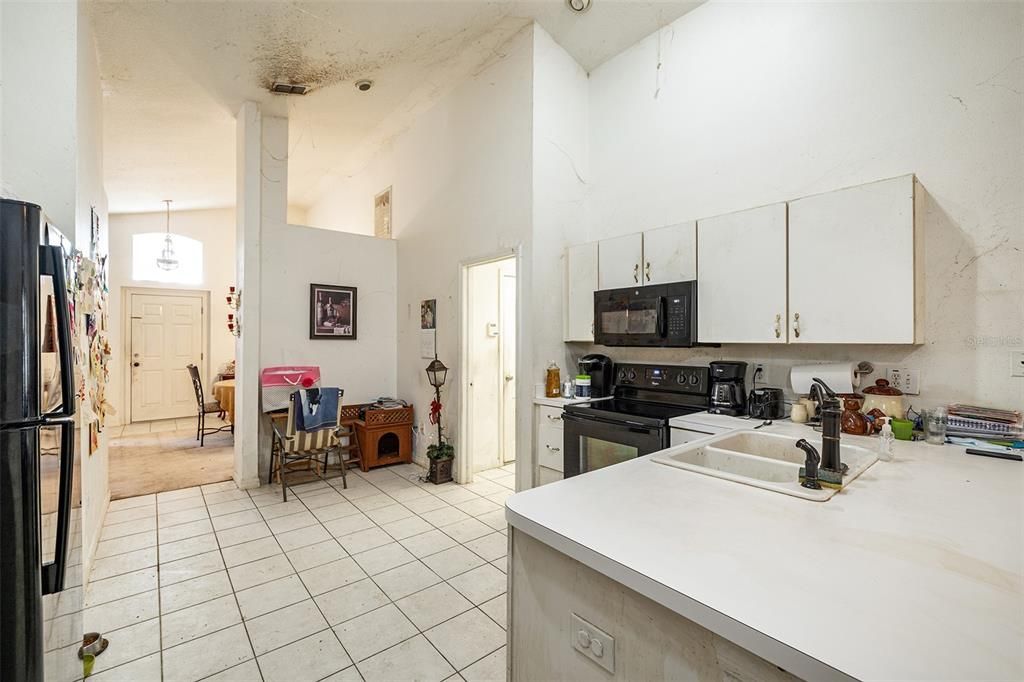 Recently Sold: $200,000 (3 beds, 2 baths, 1440 Square Feet)