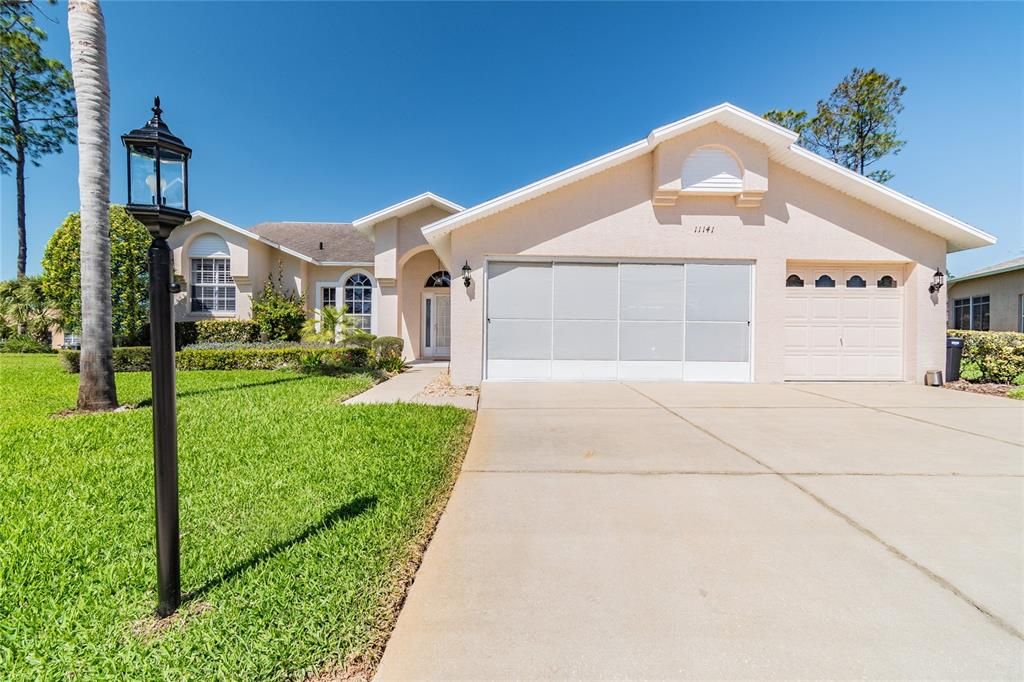 Recently Sold: $339,000 (3 beds, 2 baths, 2241 Square Feet)