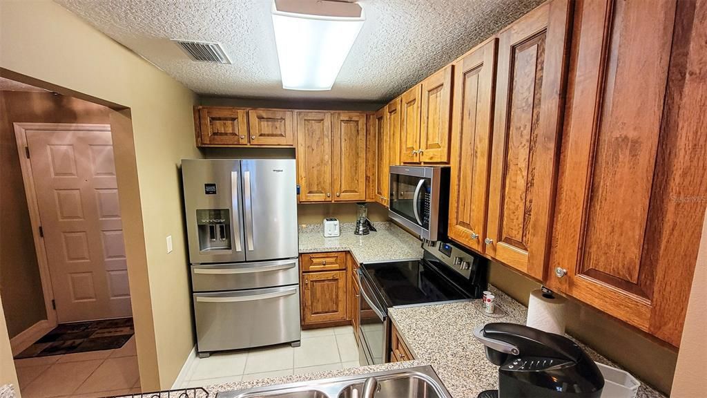 Recently Sold: $249,900 (2 beds, 2 baths, 1208 Square Feet)