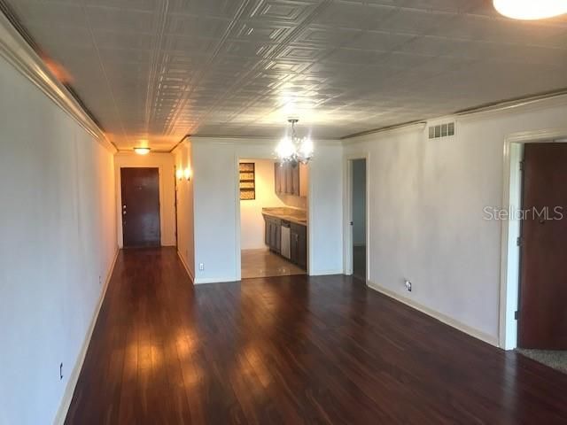 Recently Sold: $170,000 (2 beds, 2 baths, 1050 Square Feet)