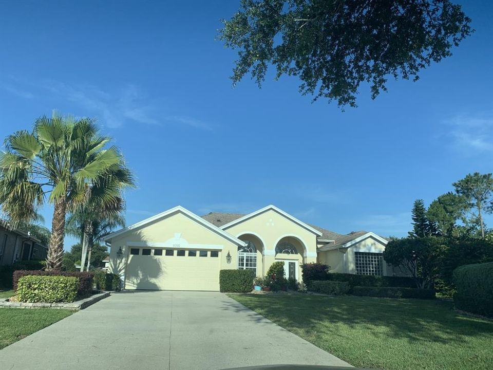 Recently Sold: $465,000 (3 beds, 3 baths, 3053 Square Feet)
