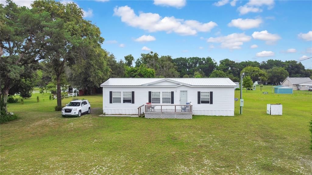 Recently Sold: $119,999 (3 beds, 2 baths, 1296 Square Feet)