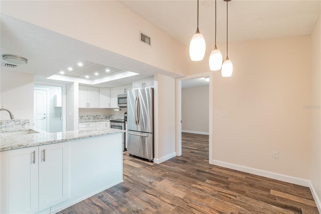 Recently Sold: $299,000 (3 beds, 2 baths, 1398 Square Feet)