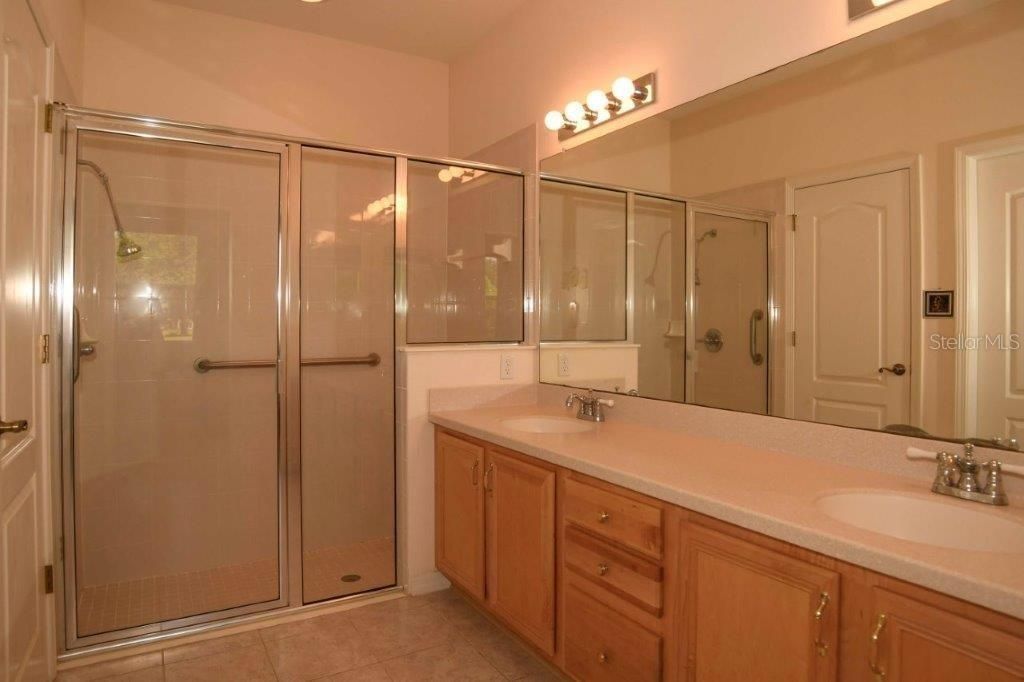 最近售出: $250,000 (2 贝兹, 2 浴室, 1471 平方英尺)