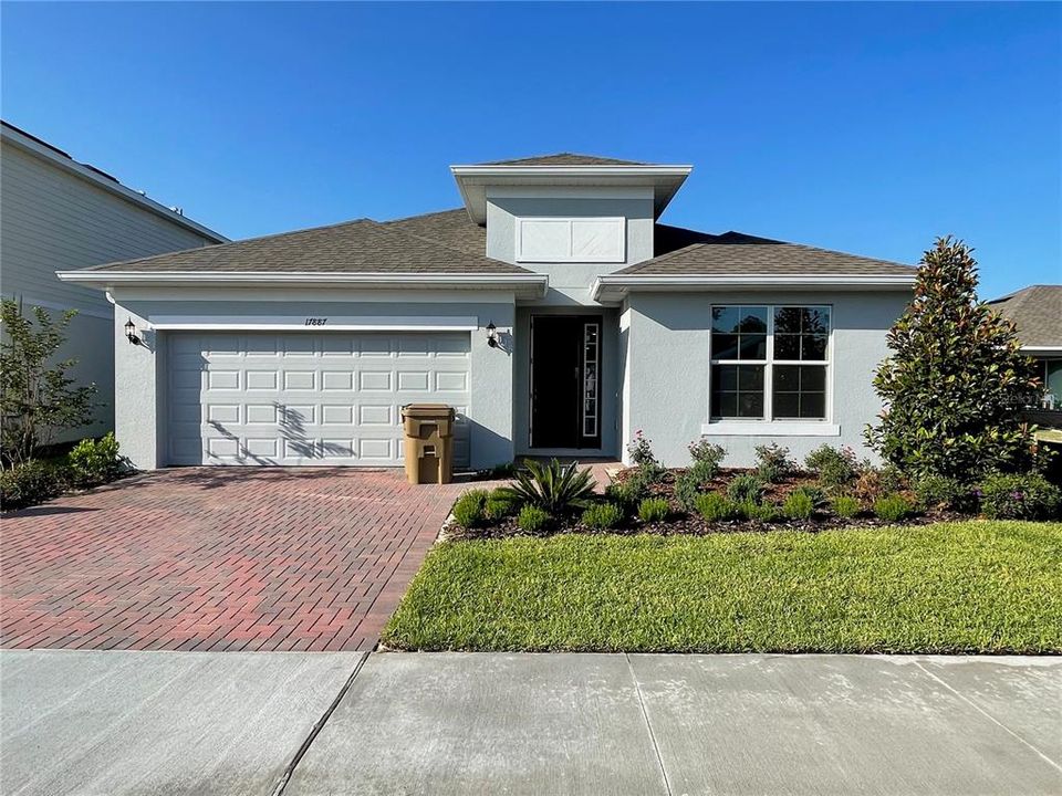 Recently Sold: $364,140 (4 beds, 3 baths, 2375 Square Feet)