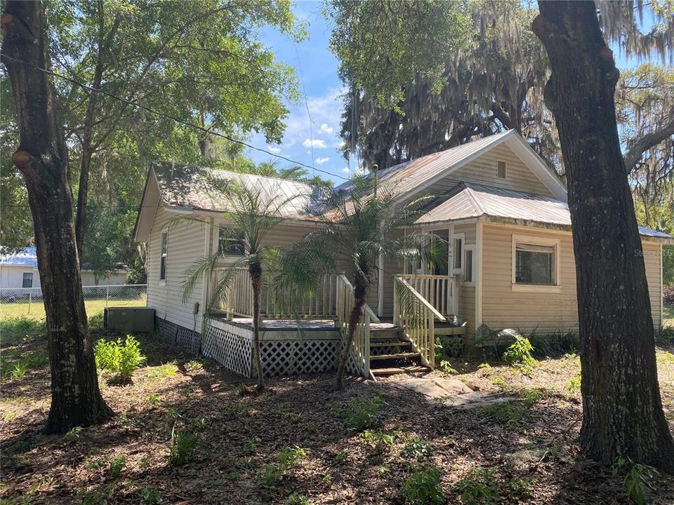 Recently Sold: $99,900 (3 beds, 1 baths, 1380 Square Feet)