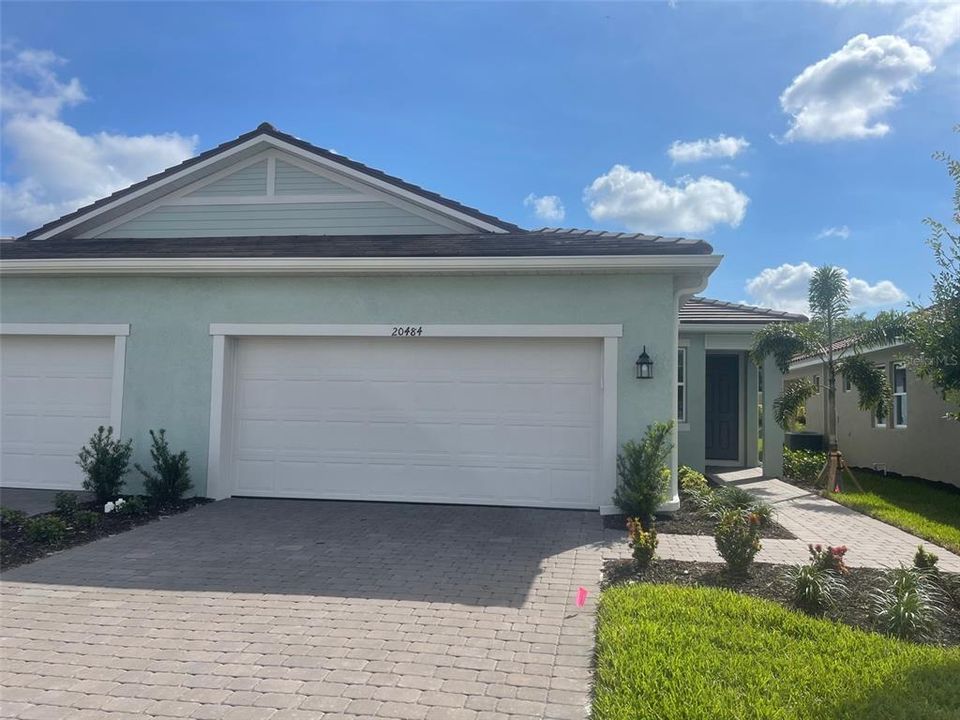 Recently Sold: $272,729 (2 beds, 2 baths, 1507 Square Feet)