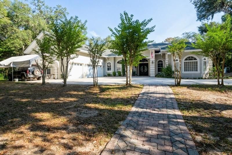 Vendido Recientemente: $1,400,000 (5 camas, 4 baños, 5497 Pies cuadrados)