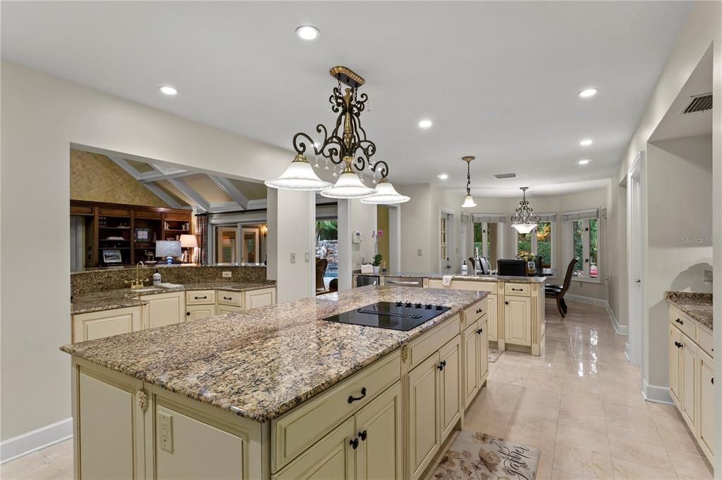 Recently Sold: $1,575,000 (5 beds, 5 baths, 5455 Square Feet)