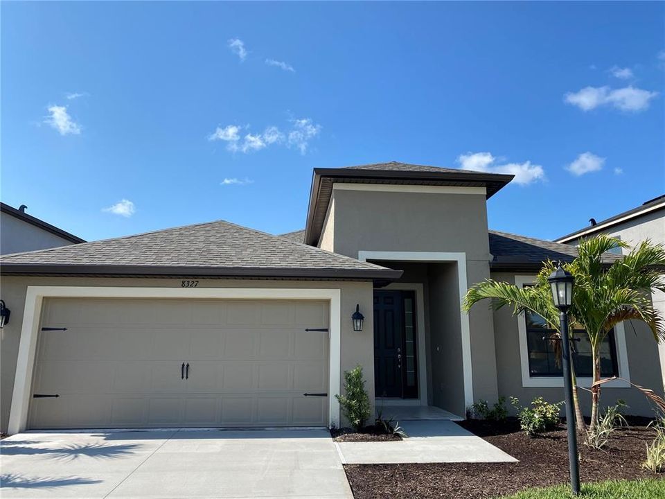 Recently Sold: $473,496 (3 beds, 2 baths, 2055 Square Feet)
