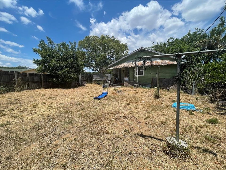 Recently Sold: $69,900 (2 beds, 1 baths, 904 Square Feet)
