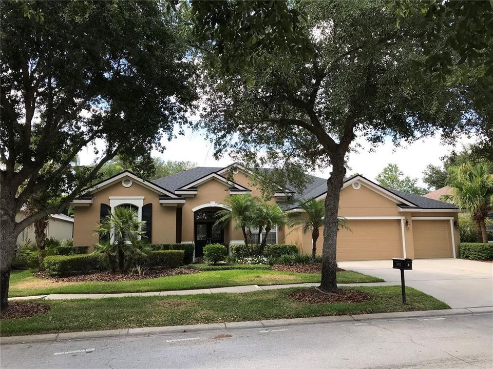 Recently Sold: $575,000 (4 beds, 4 baths, 3305 Square Feet)
