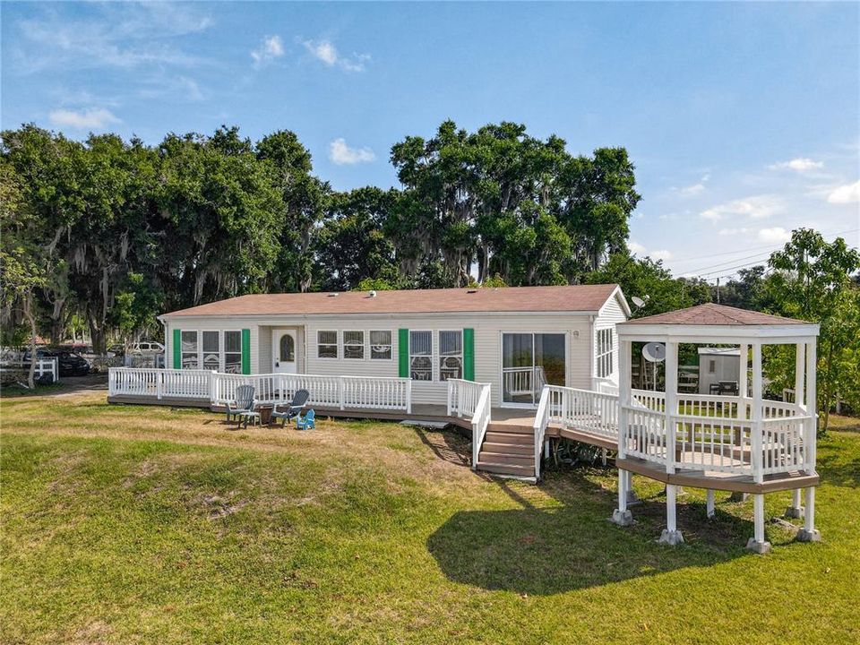 Recently Sold: $179,000 (2 beds, 2 baths, 1440 Square Feet)