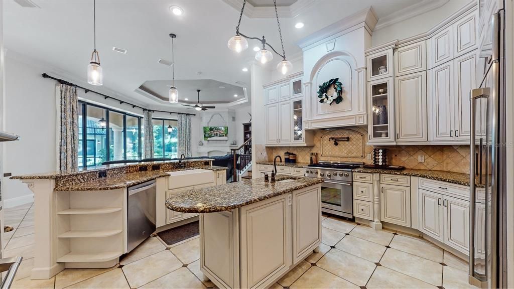 Recently Sold: $1,195,000 (5 beds, 4 baths, 4625 Square Feet)