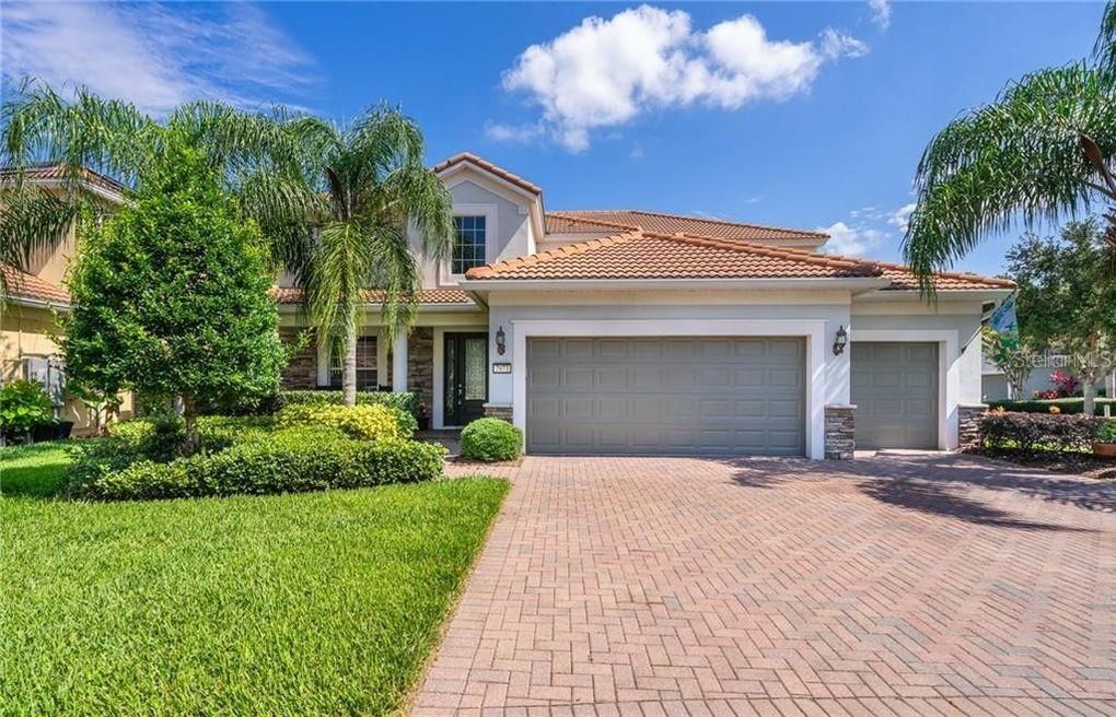 Recently Sold: $695,000 (4 beds, 3 baths, 3474 Square Feet)