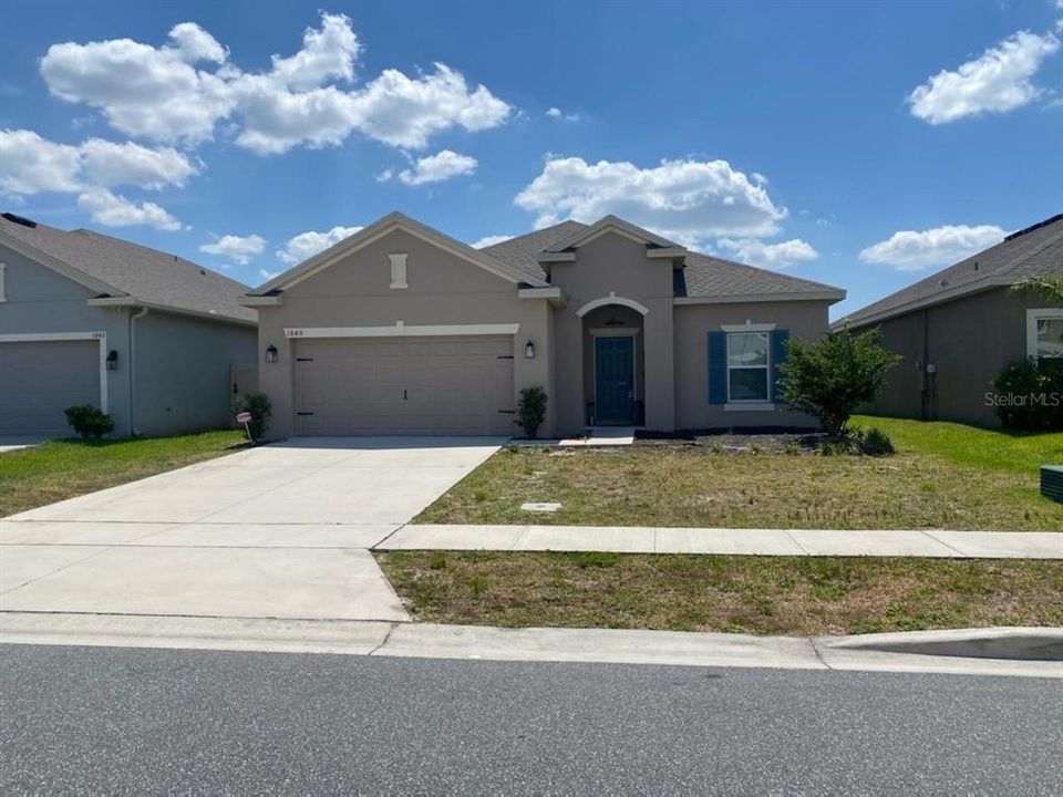 Recently Sold: $280,000 (3 beds, 2 baths, 1677 Square Feet)