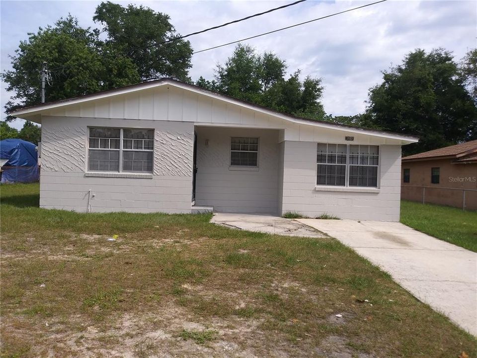 Recently Rented: $1,150 (4 beds, 2 baths, 1114 Square Feet)